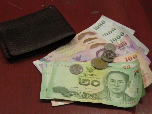 Thailand Currency : Thai Baht (Banknotes and Coins)